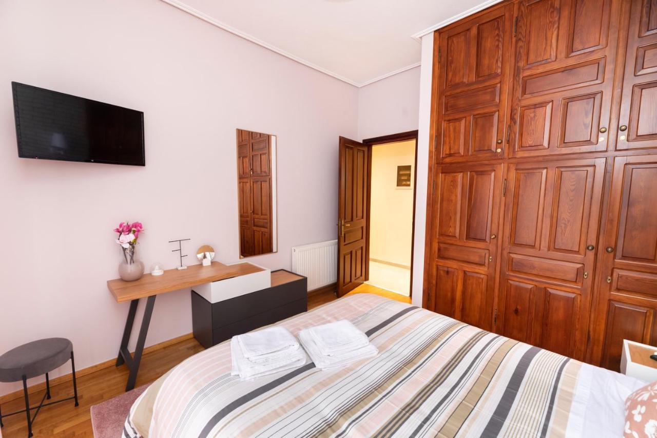 Palazzo Di Meteora Apartment Kalampáka Ngoại thất bức ảnh